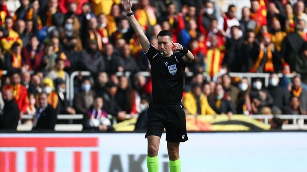 Türk futbolunda bahis skandalı: Hakem Zorbay Küçük’ün yönettiği maçlar gündem oldu