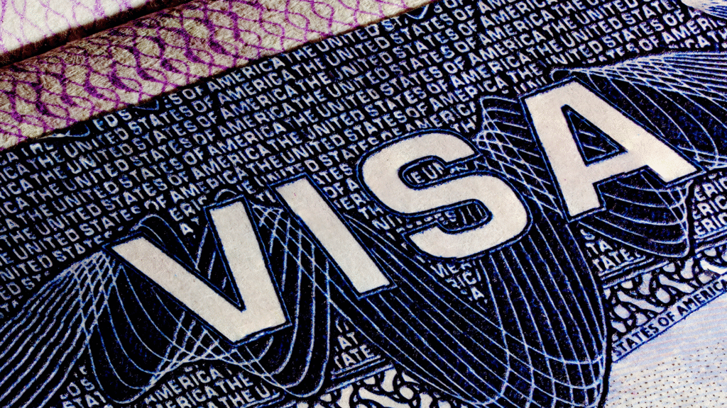 ABD tüm sığınma kararlarını askıya aldı: Afganistan pasaportuna vize kararı da askıda