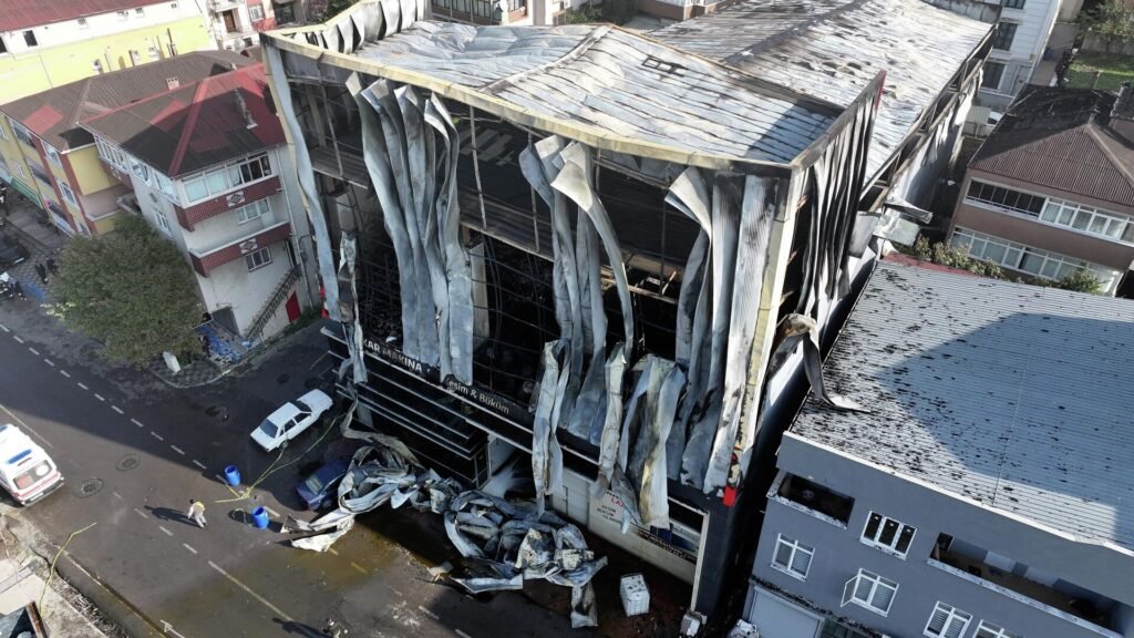 Dilovası’nda 7 kişinin yaşamını yitirdiği kozmetik fabrikasının sahibi hayatını kaybetti