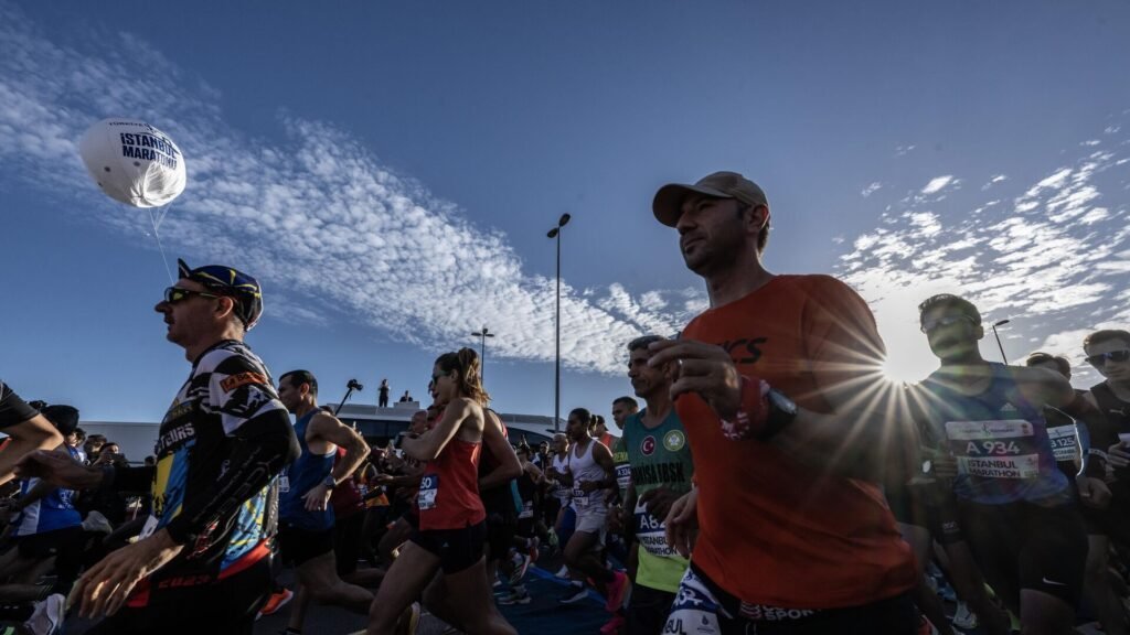 İstanbul’da maraton günü: 41 bin 416 kişinin ter döktüğü İstanbul Maratonu başladı