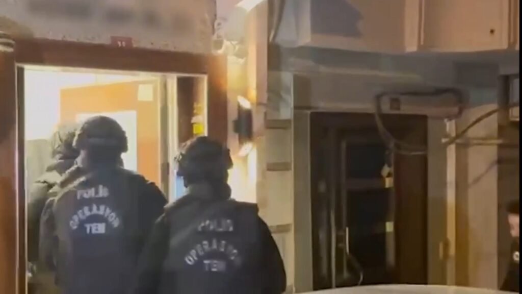 İstanbul’daki DAEŞ operasyonunda 14 gözaltı