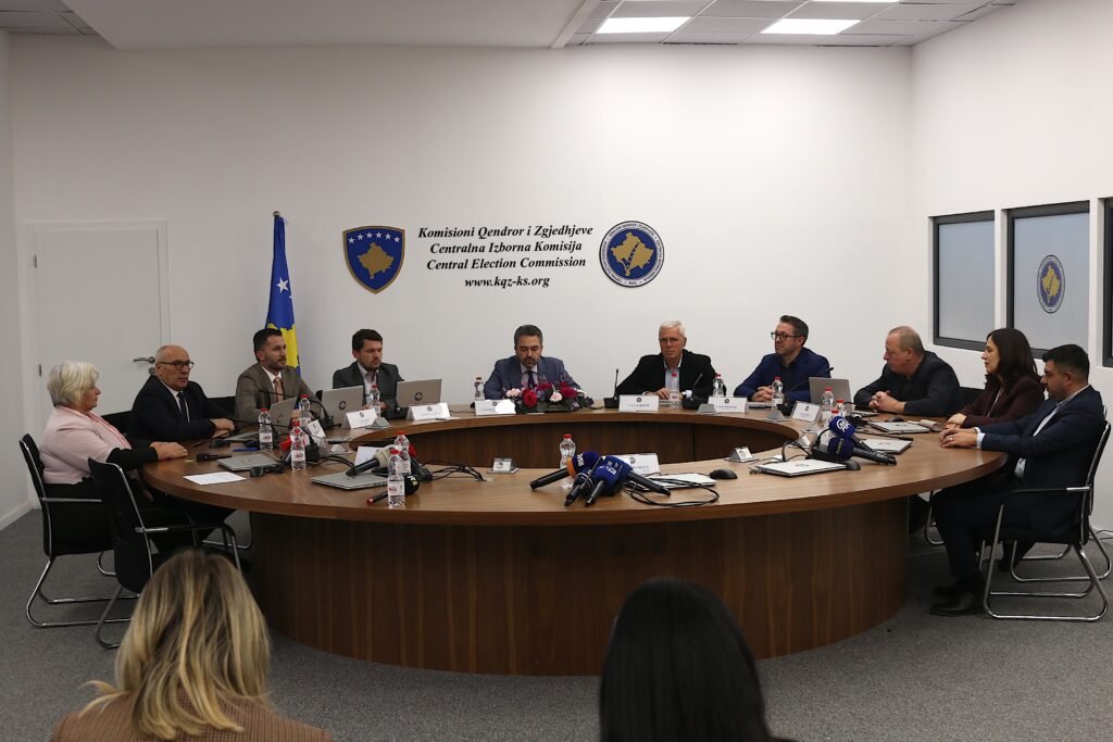 Kosova’da yerel seçimin ikinci turunda oy kullanma işlemi sona erdi