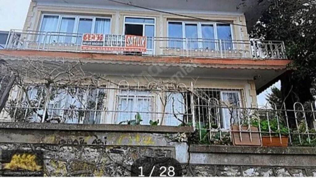 Leyla ve Mecnun’un çekildiği ev satışa çıktı: Fiyatı ise sosyal medyada gündem oldu