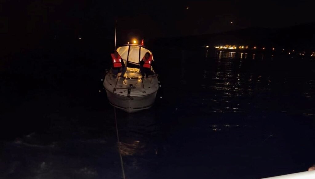 Marmara’da makine arızası: İki kişi kurtarıldı