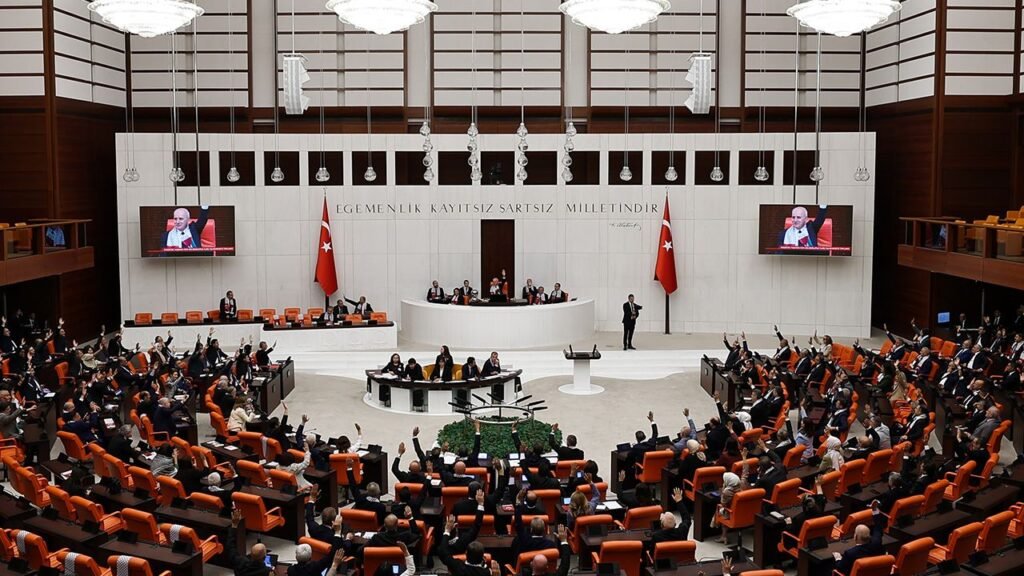 Meclis’te vergi ve bütçe mesaisi