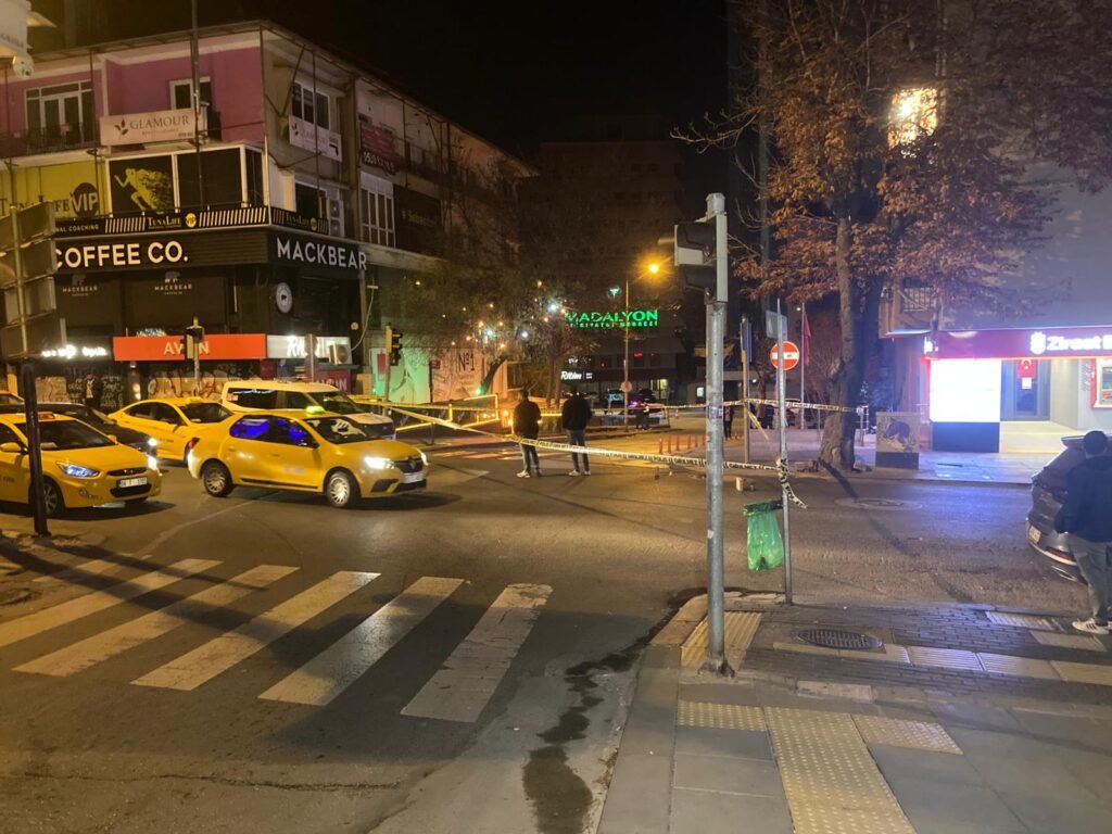 Sokakta rastgele ateş açtı: Bir kişi vuruldu