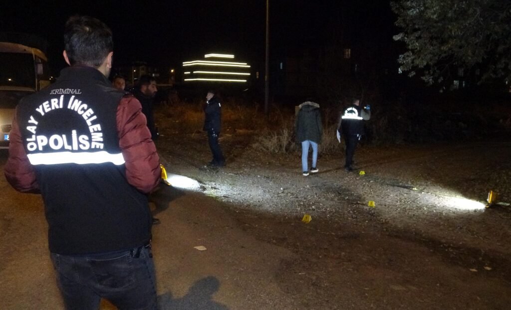 “Uyuşturucu satıyor” deyip silahla vurdu