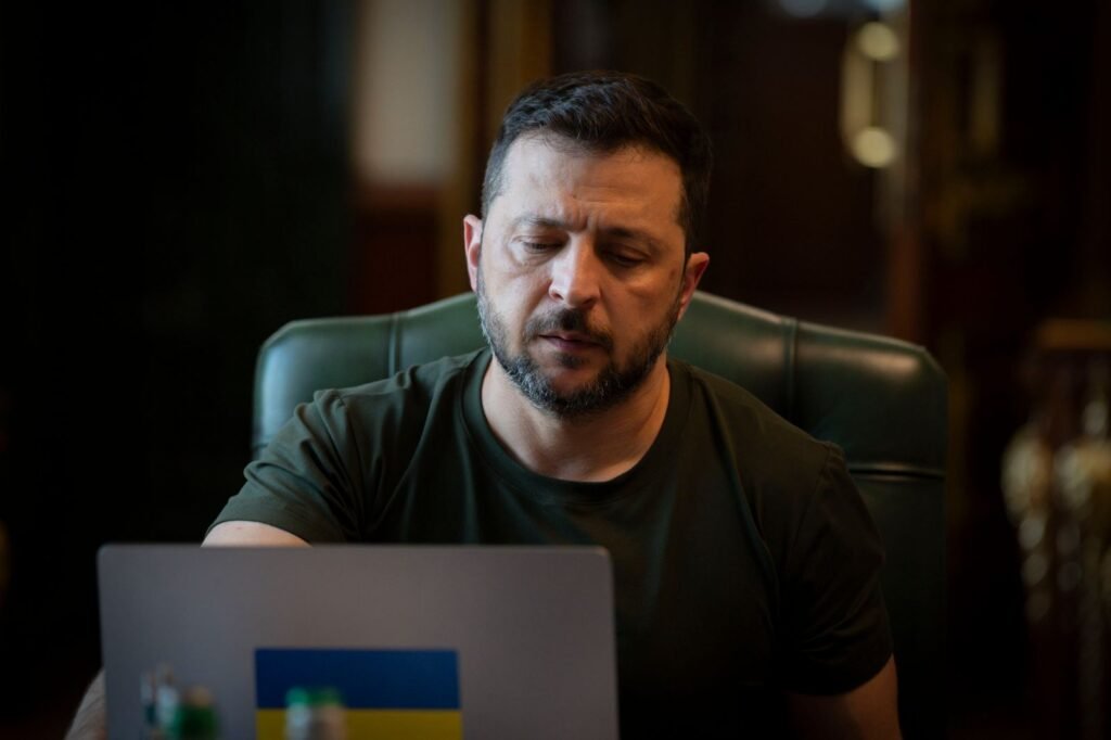 Zelenski’nin üst düzey yardımcısı istifa etti