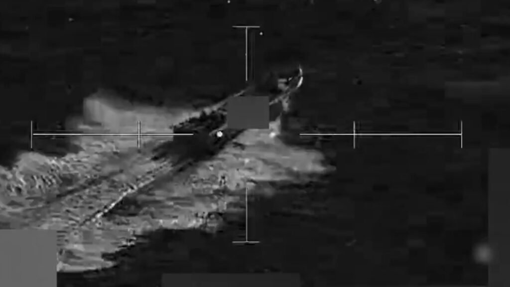 ABD, Pasifik’te bir tekneyi daha hedef aldı. 4 kişi öldü