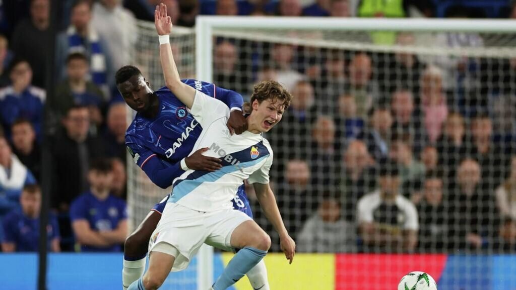 Beşiktaş transfer için gözünü genç yıldızlara dikti: İsveç’te yılın futbolcusu seçilmişti