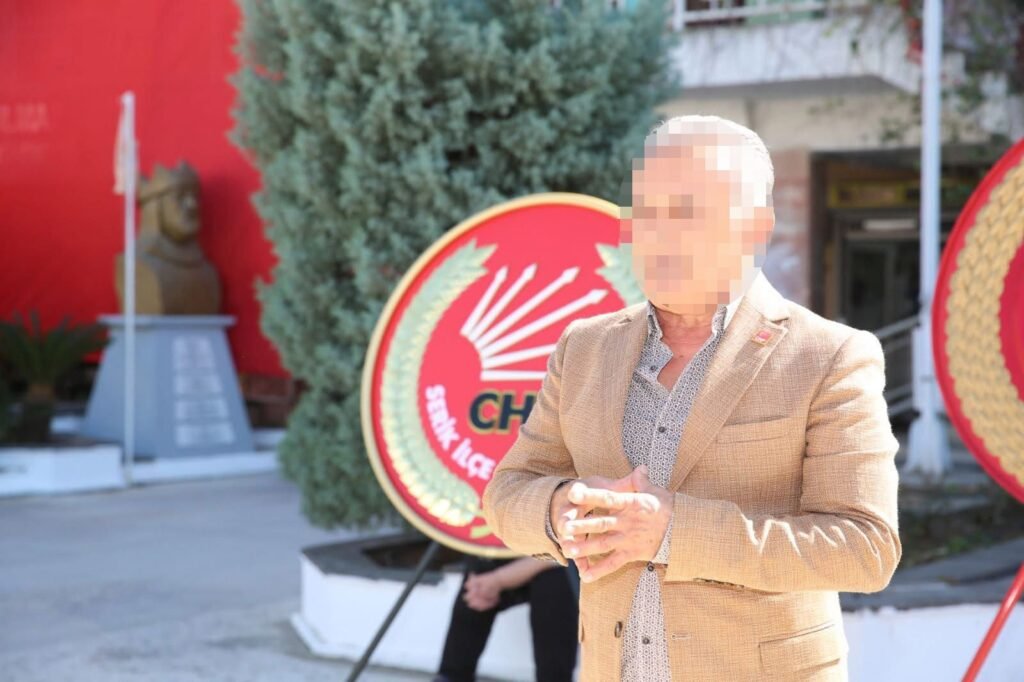Eski CHP Serik İlçe Başkanı “rüşvet” iddiasıyla gözaltına alındı