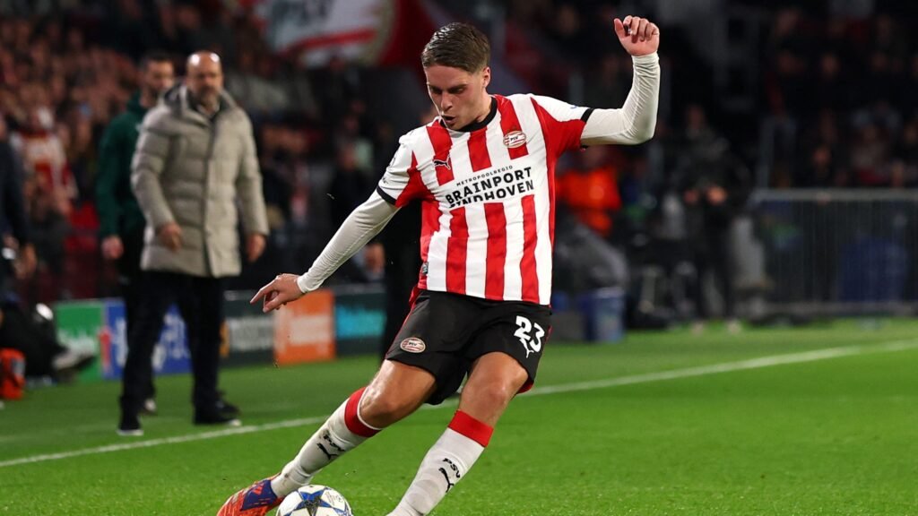 Fenerbahçe ile anlaşan yıldız isim için resmi açıklama geldi! “Bir maç daha tadını çıkarıyoruz”