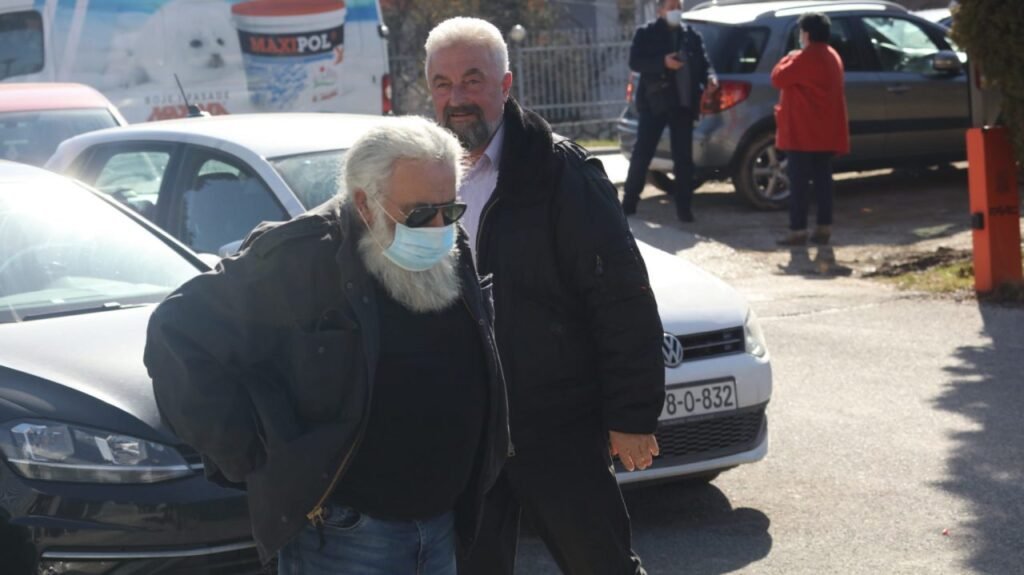 “Keskin nişancı safarisi”nin kritik isminin ani ölümünde Sırp istihbaratı şüphesi