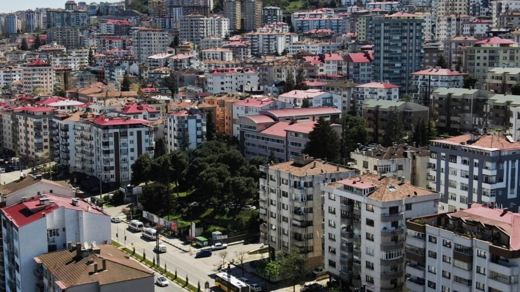 Konut satışları vites düşürdü: Kasımda geçen yılın aynı ayına kıyasla yüzde 7.8 azalarak 141 bin 100’e geriledi