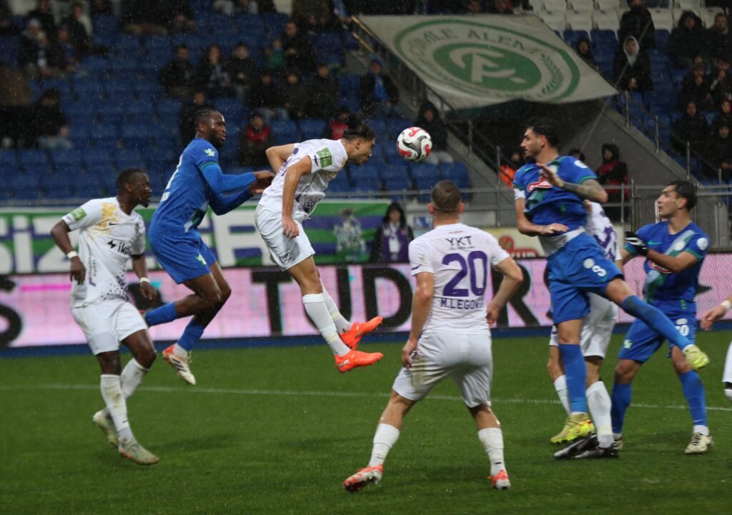 Süper Lig maç sonuçları. Çaykur Rizespor, Eyüpspor’a 3 gol attı