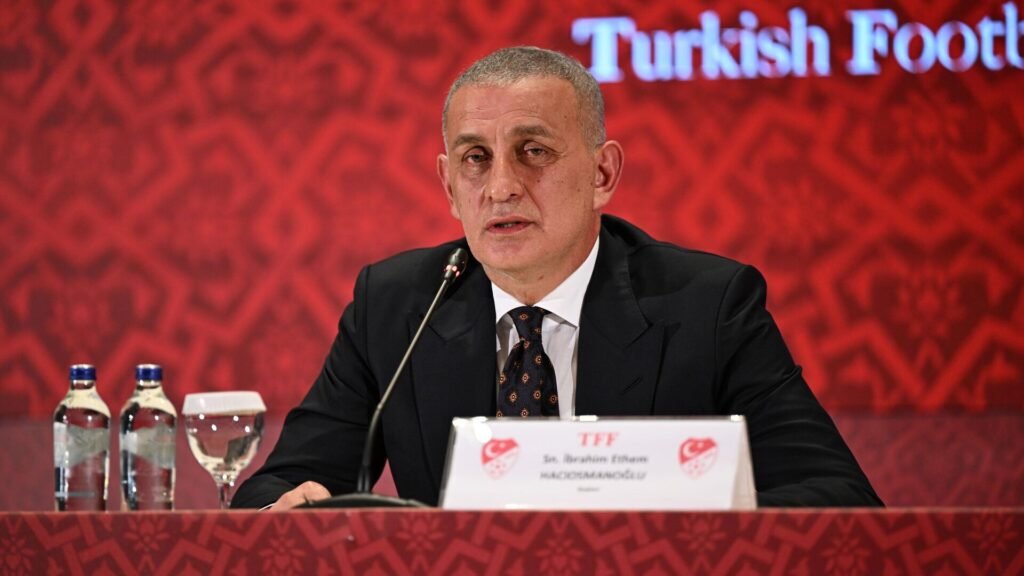 TFF Başkanı Hacıosmanoğlu: Döner dönmez herkesle hesaplaşacağım