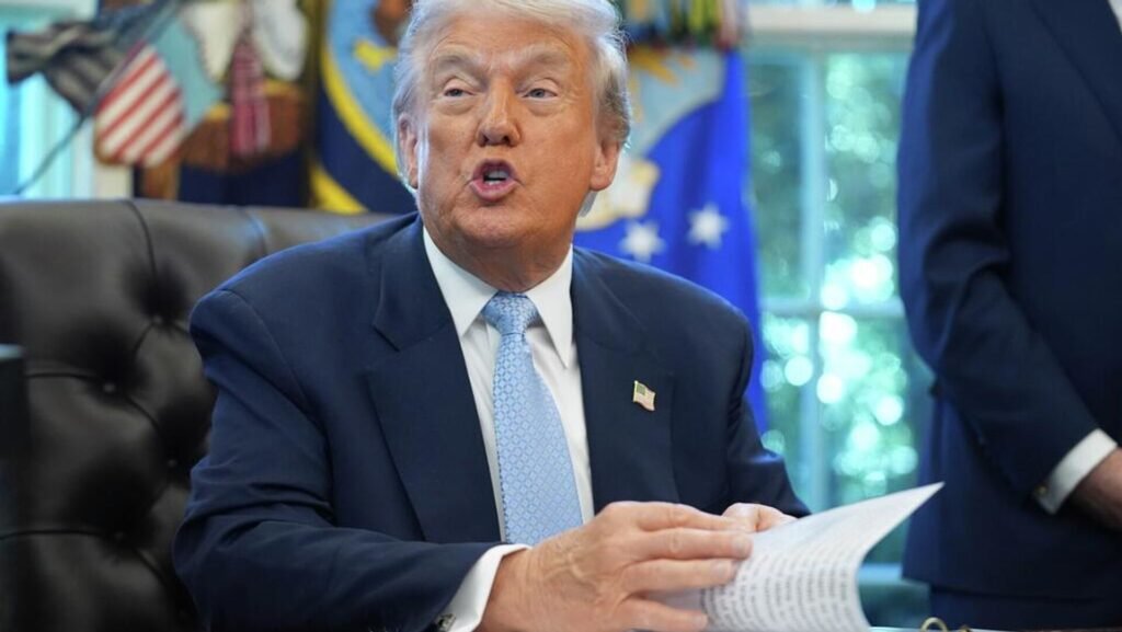 Trump: Tayland-Kamboçya çatışmasını birkaç telefonla çözebilirim