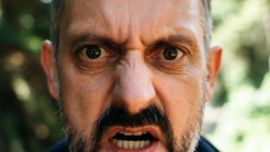 Yapılan araştırma küfür etmenin faydasını ortaya koydu: ‘Kişinin kendini daha fazla zorlamasına imkan tanıyor’