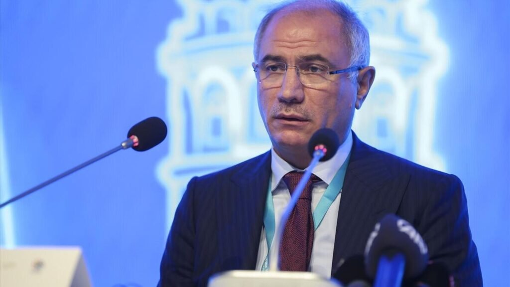 AK Parti Genel Başkan Vekili Ala: Meşruiyet tartışması trajikomik