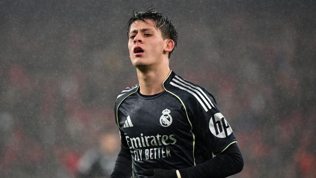 Arda Güler tarihi maçta oyundan alındı, çılgına döndü: Hocaya ‘neden hep ben?’ tepkisi