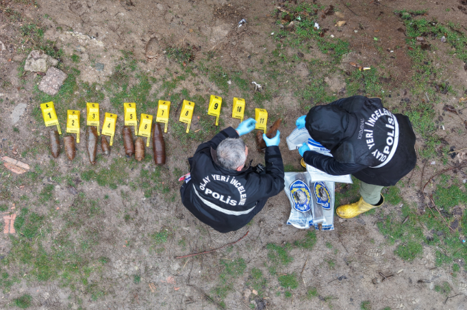Çocukların oynadığı cisimler mühimmat çıktı: 11 adet top mermisi muhafaza altına alındı
