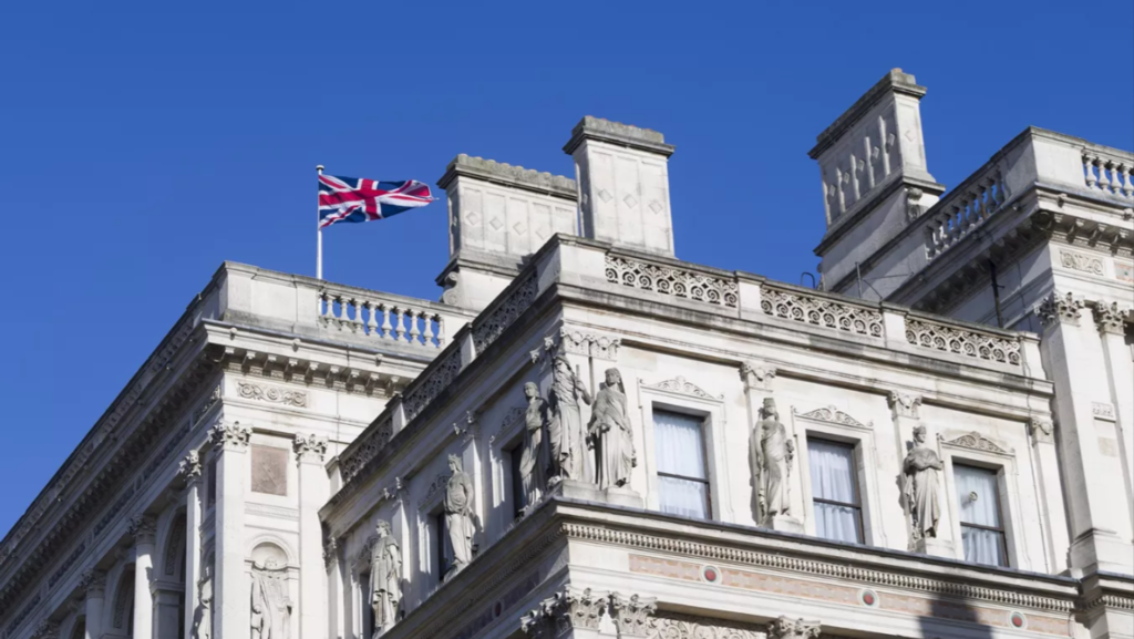 İngiltere, NATO’nun ‘Arktik Nöbetçisi’ operasyonu fikrine destek verdi