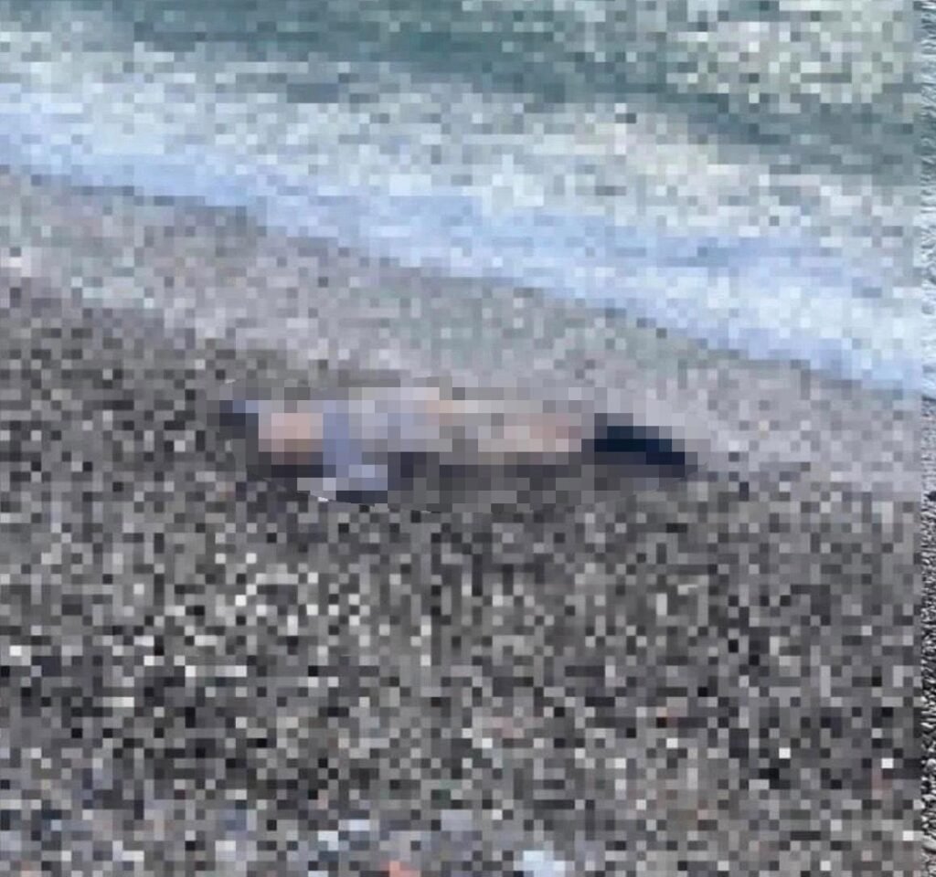 İzmir’de sahile vurmuş bir çocuk cesedi bulundu