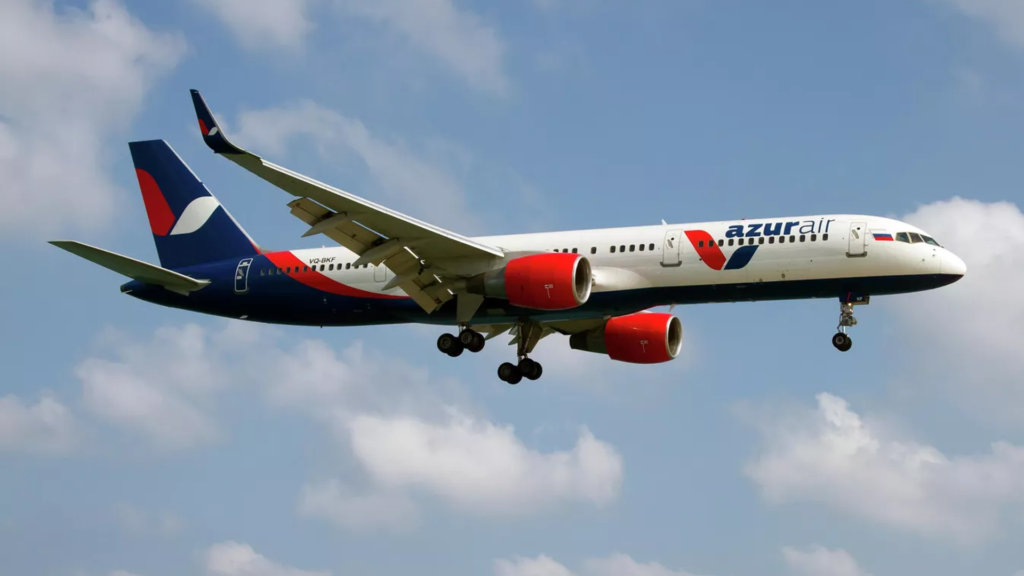 Rus çarter uçağından tehlike sinyali: Çin’e acil inişe yapıyor