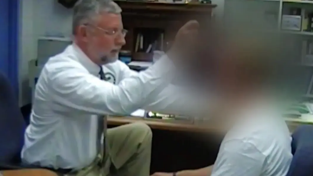 ABD’de bir öğretmenin hipnozu sonucu üç öğrenci hayatını kaybetti