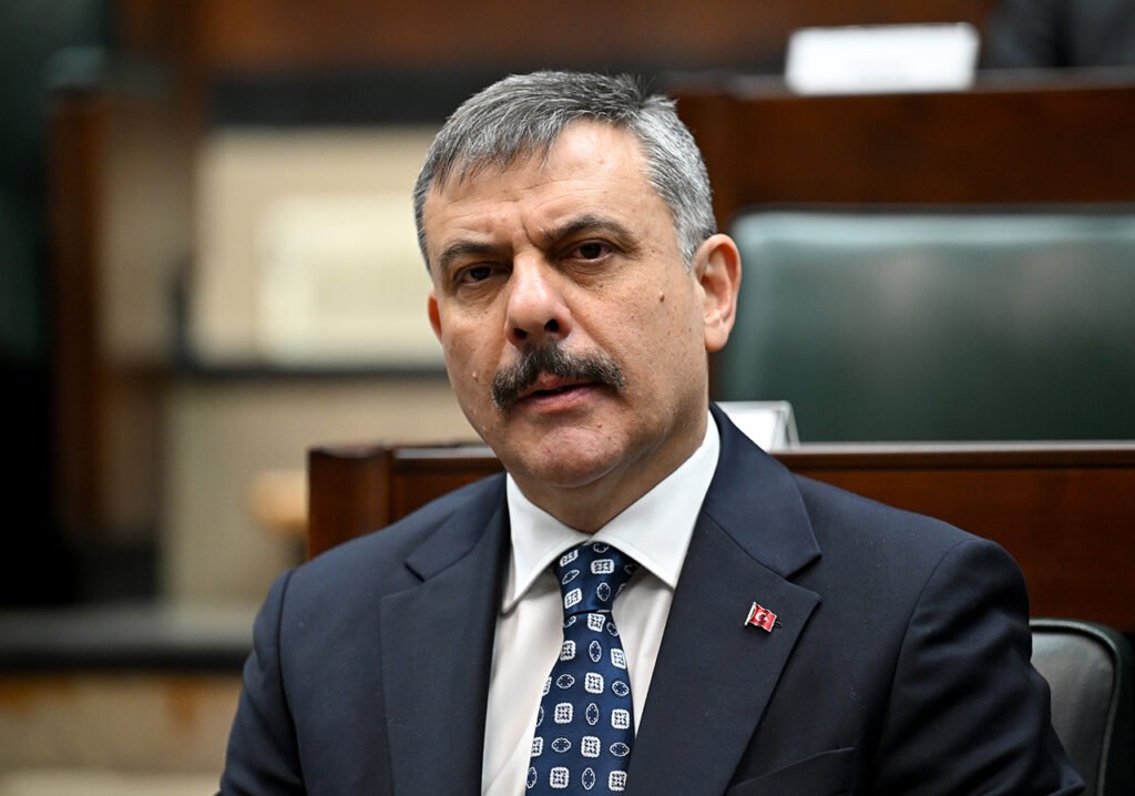 Bakan Çiftçi, Azerbaycan ve Iraklı mevkidaşlarıyla görüştü