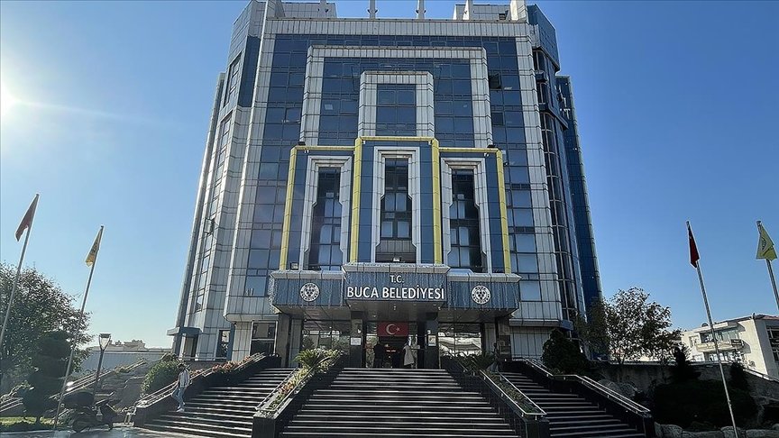 Buca Belediyesi’ne operasyon. 28 gözaltı kararı