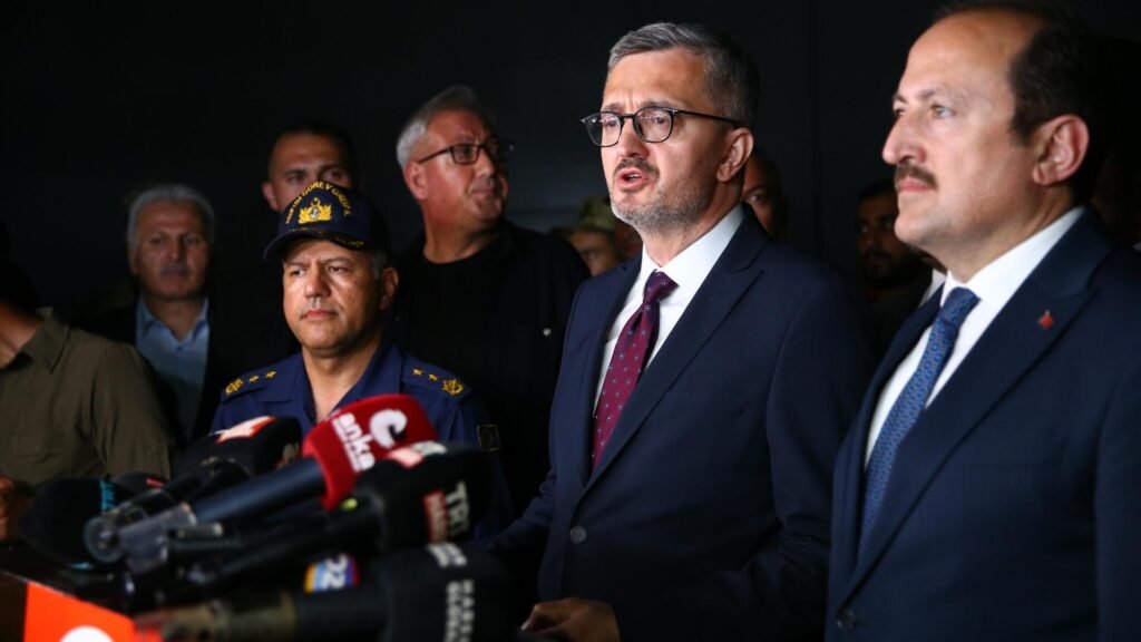 Duran: CHP’nin bakanlarımızın yemin etmesini engellemeye yönelik girişimi devlet ciddiyetinden yoksun bir saygısızlıktır