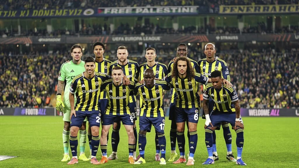 Fenerbahçe lideri yakalamak için sahada, 2 kritik oyuncu sahada olmayacak: Muhtemel 11’de kimler var?