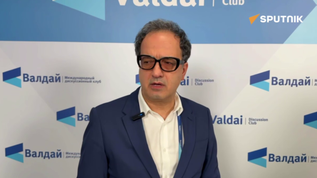 İranlı siyaset uzmanı: Savaş olasılığı düşük, müzakereler olumlu sonuçlanacak