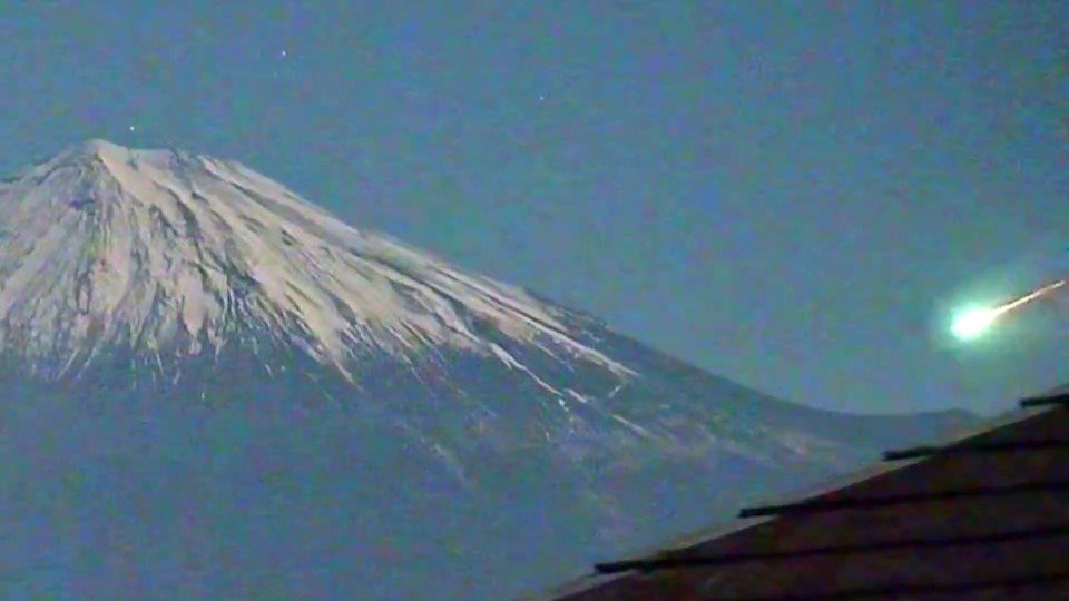 Japonya’da “dev ateş topu” izleyenleri büyüledi