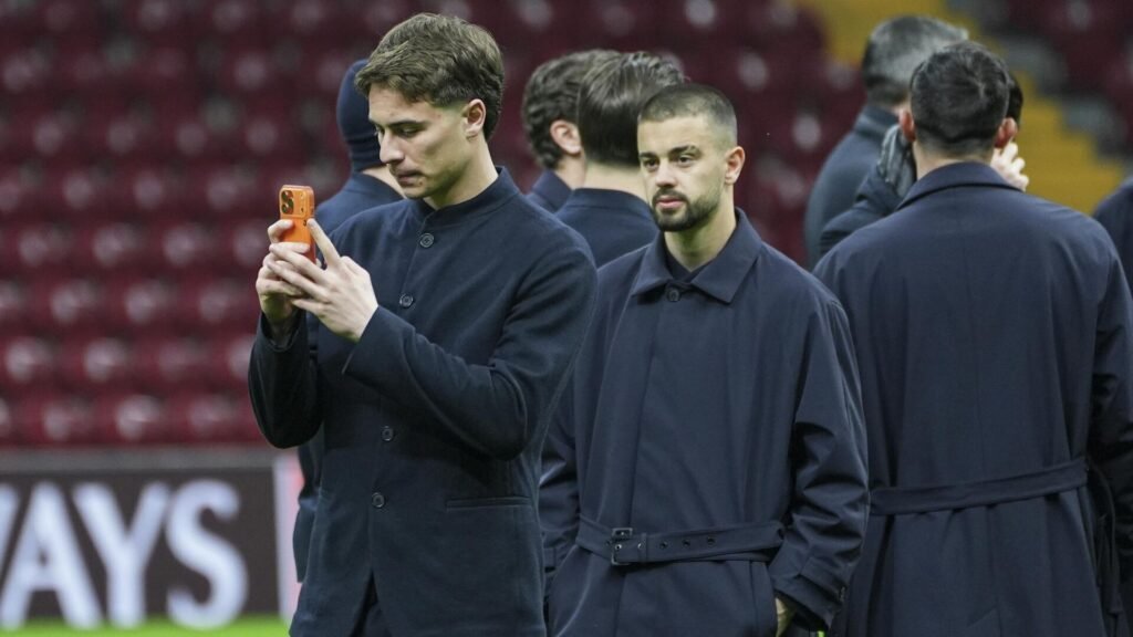 Juventus, İstanbul’a geldi: Kenan Yıldız, sahaya çıktı