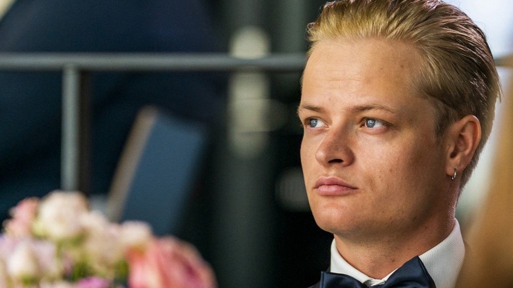 Norveç Prensesi’nin oğlu “uykuda tecavüz” ile suçlanıyor. Akıllı saat delil sayıldı