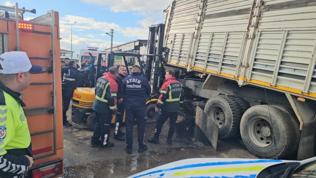 Tamir sırasında damper düştü. 2 ölü