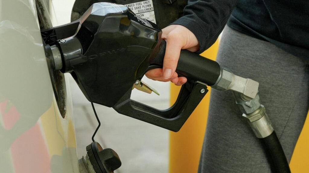 ABD’de benzin fiyatları bir haftada yüzde 11 arttı