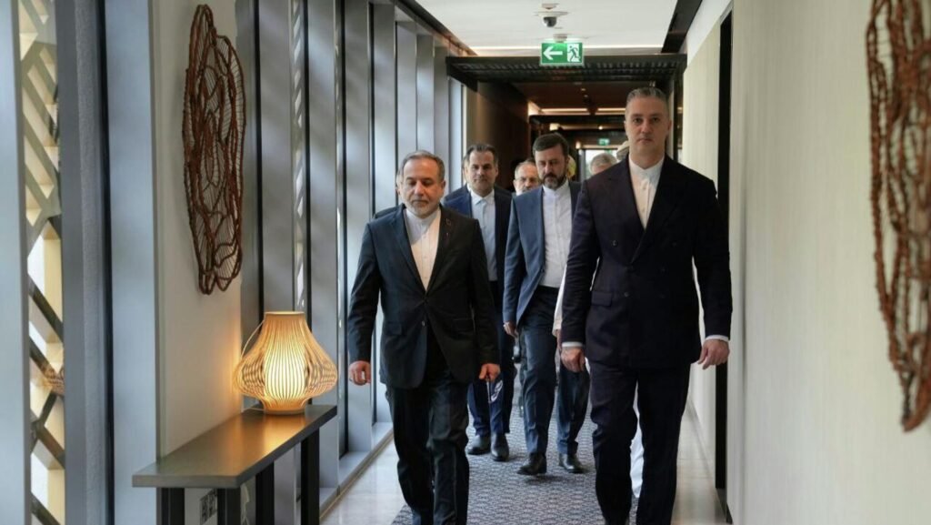 Arjantinli Uzman: ABD, İran’la yürütülen müzakerelere ihanet etti