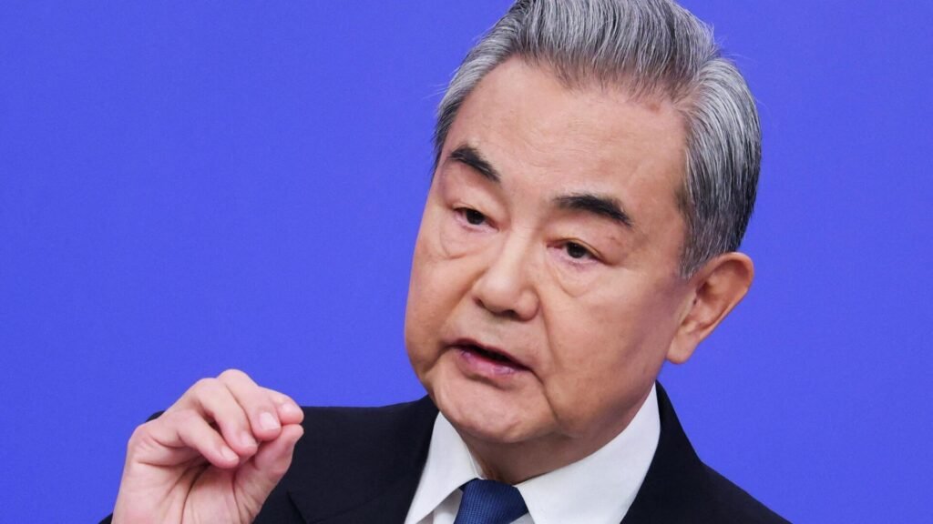 Çin Dışişleri Bakanı: Ortadoğu’daki çatışma hiç başlamamalıydı