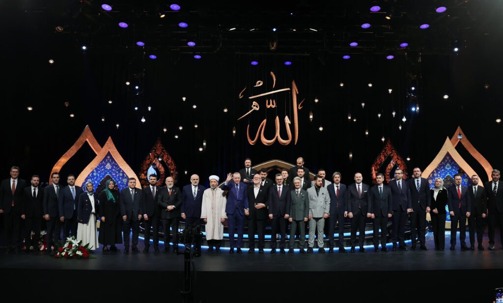 Cumhurbaşkanı Erdoğan: Bir asır önce yazılan kanlı senaryolara izin veremeyiz