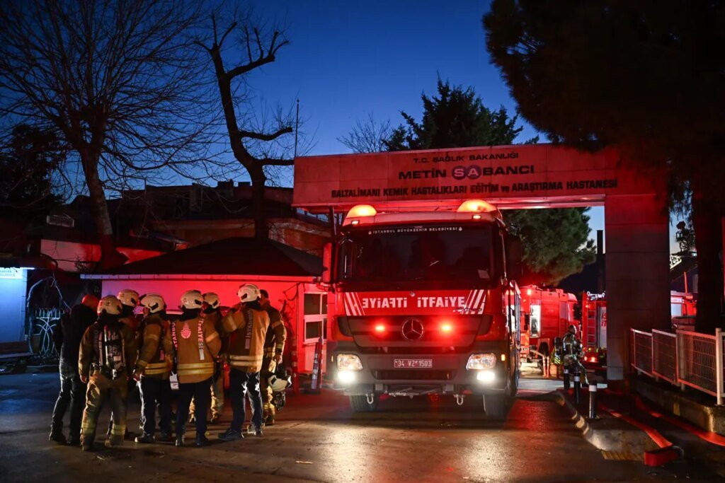 İstanbul’da hastane yangını