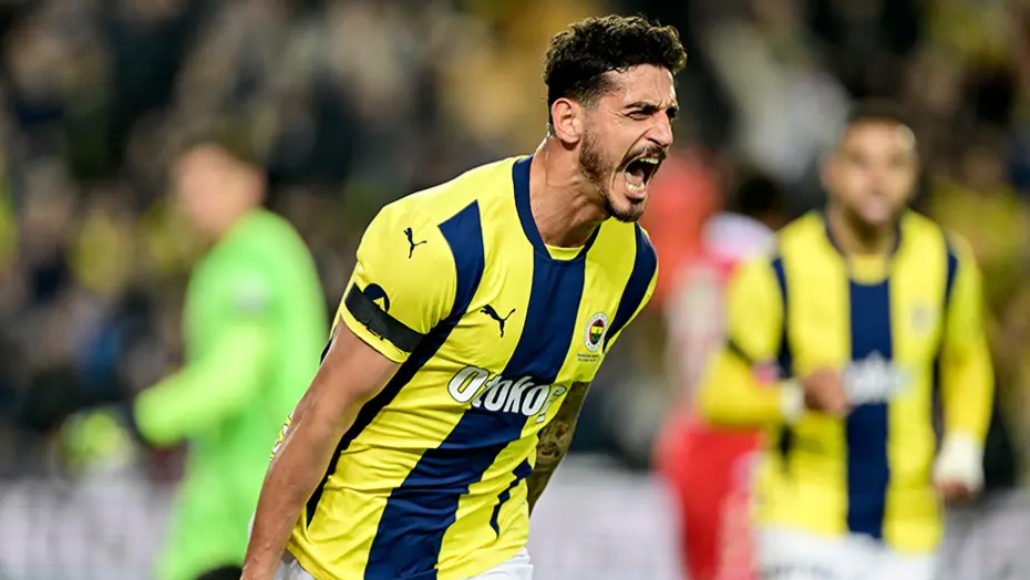 Milli futbolcudan itiraf. “Çok sinirliydi, ondan korkuyorduk”