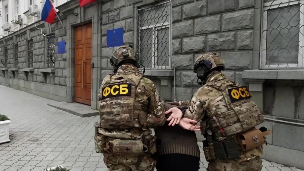 Moskova’da ayakkabı tabanlıklarına gizlenmiş yüzlerce bomba ele geçirildi