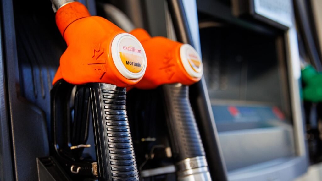 Motorine büyük zam: Fiyatlar tarihi seviyeye yükseldi