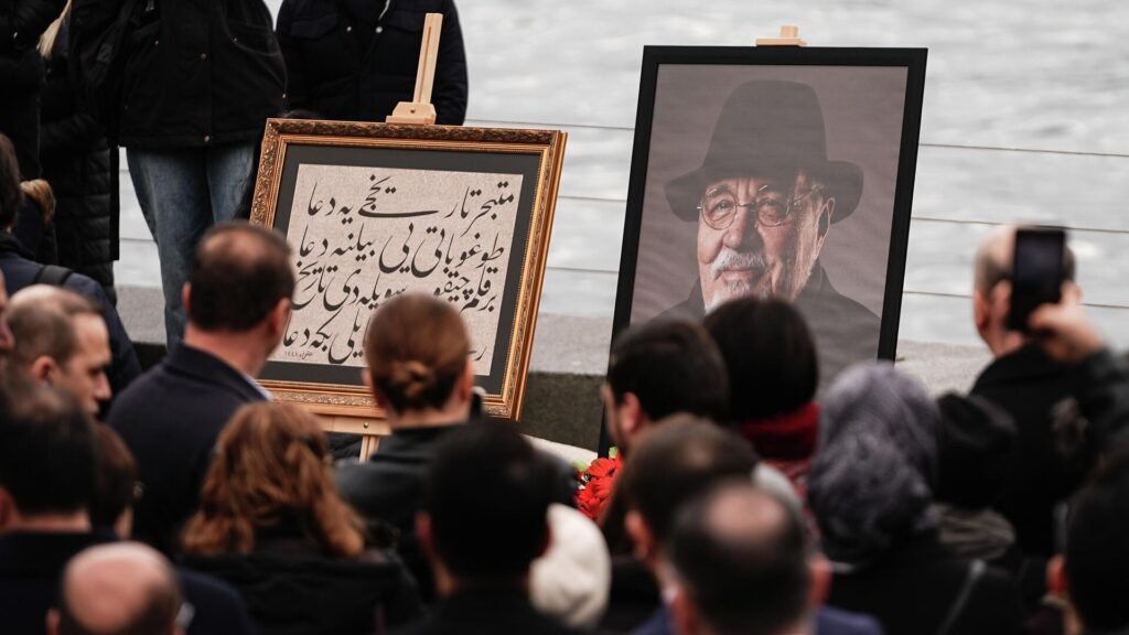 Prof. Dr. İlber Ortaylı’ya son veda: Dostları, ailesi ve öğrencileri uğurladı