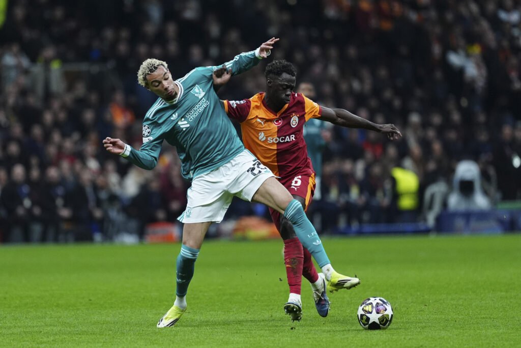 Sanchez, Anfield Road’da sahada olmayacak