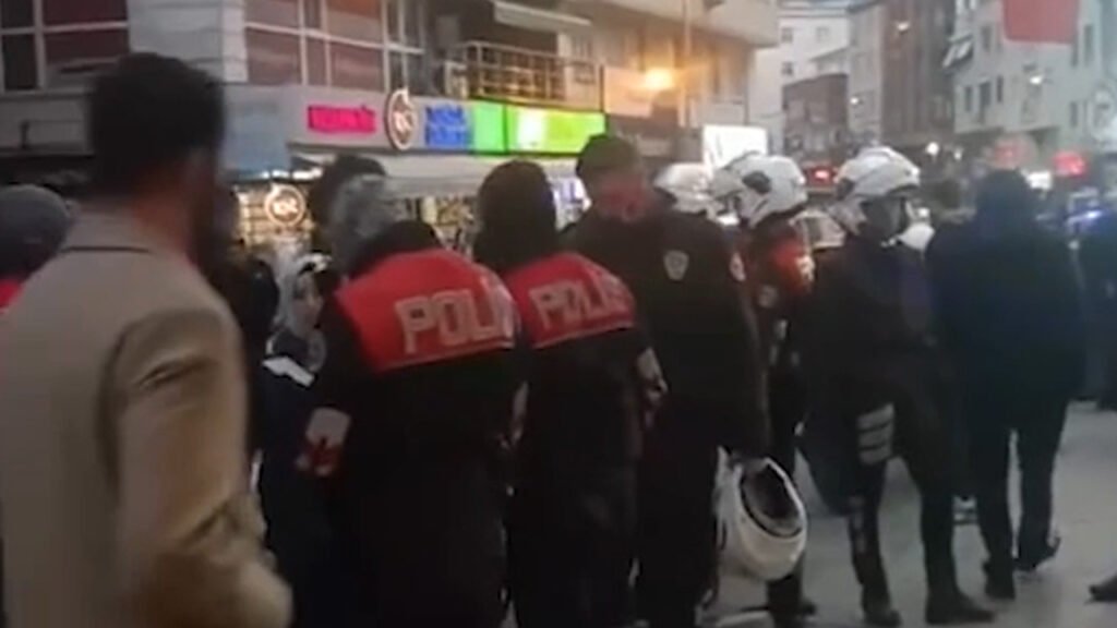 Şişli’de silahlı kavga. Kurşun yoldan geçen kadına isabet etti