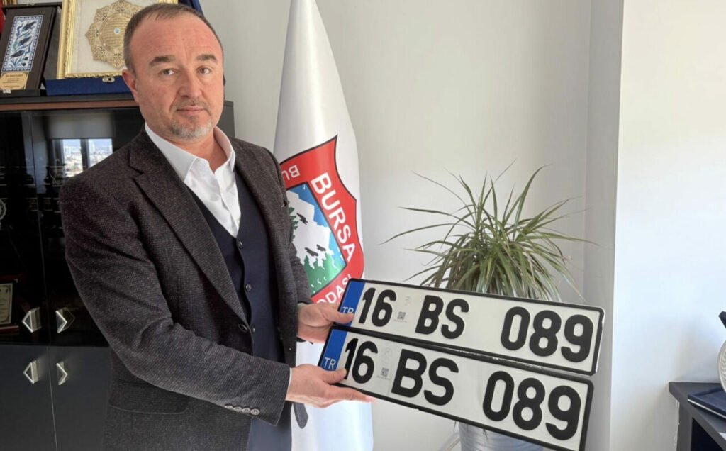 Şoförler odasından APP plaka açıklaması:  Polis bizim verdiğimize ancak 4 bin lira ceza yazar